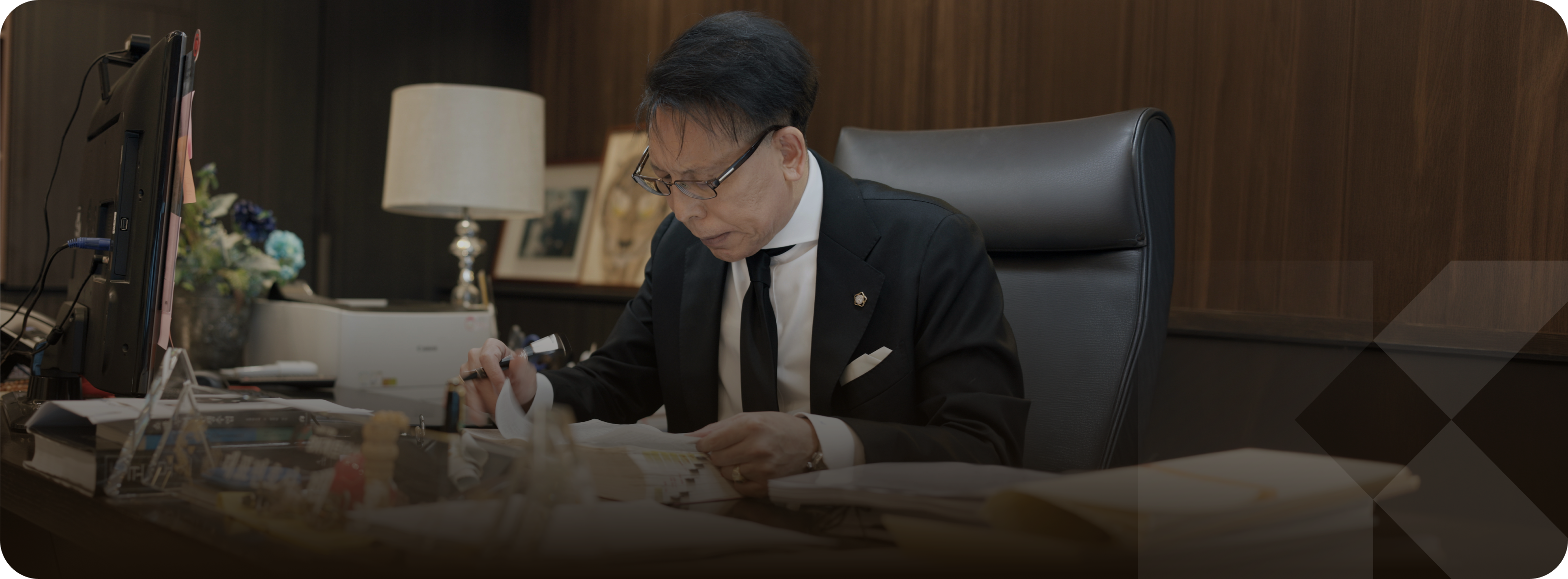 업무 중인 BK파트너스 대표변호사 백홍기